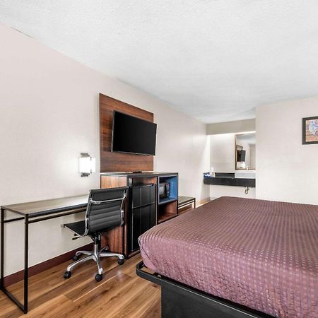 Econo Lodge Charlotte Airport Exterior foto