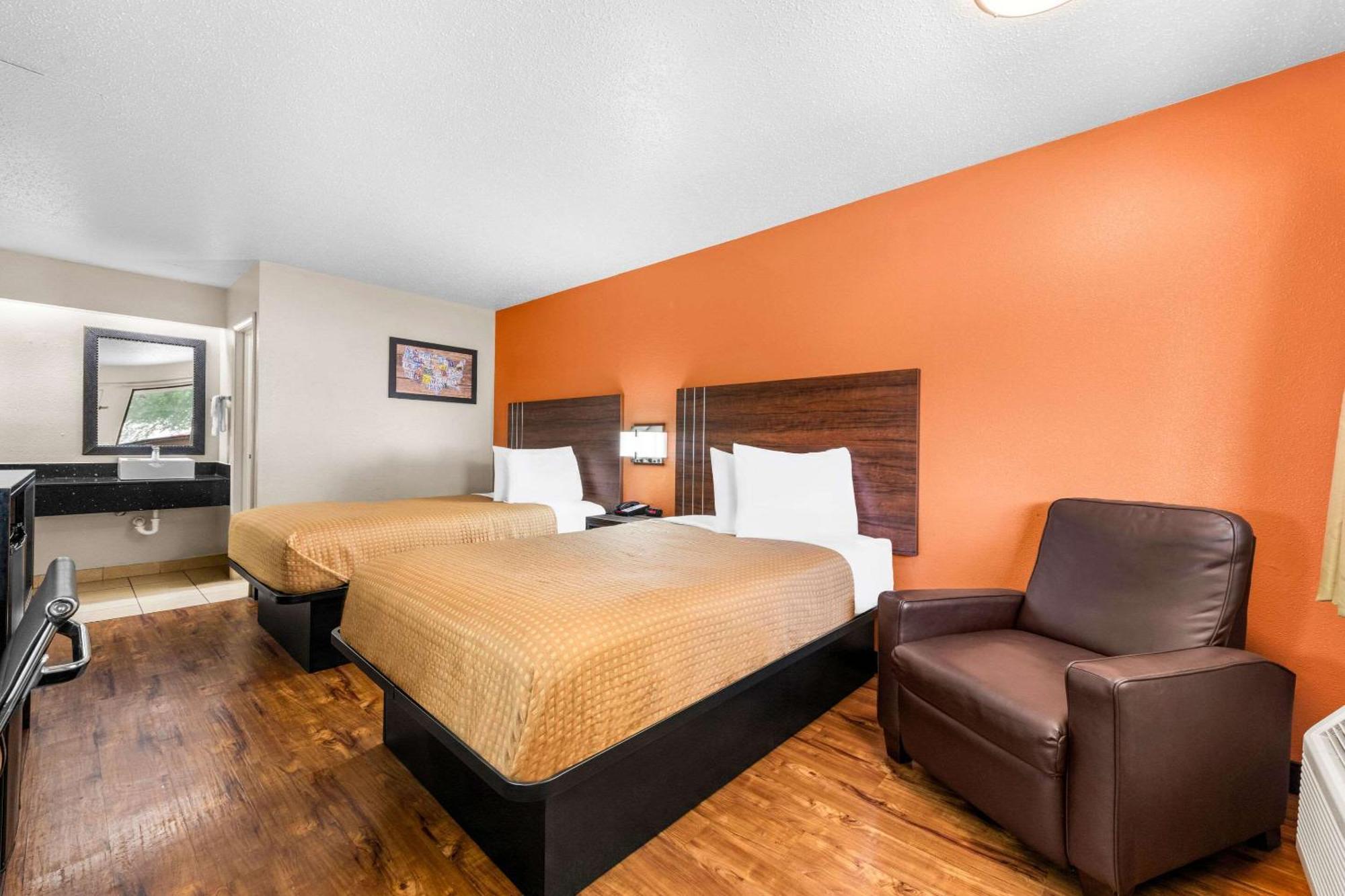 Econo Lodge Charlotte Airport Exterior foto